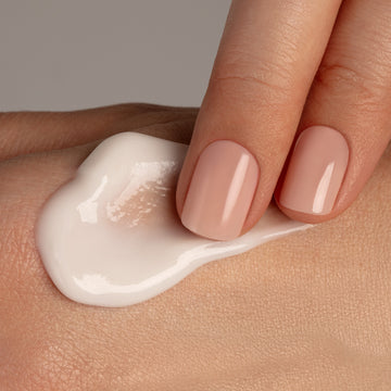 Retinol Therapy • Renewing Hand Cream • PHA + Peptides